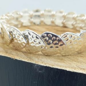 Bracelet – Textured Silver Hearts